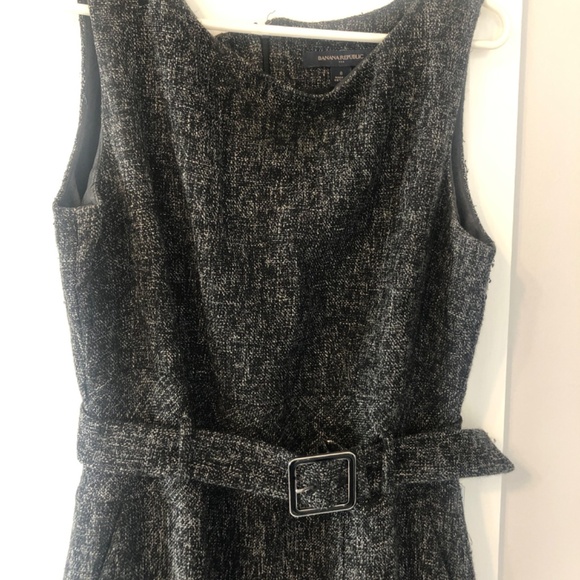 Banana Republic Sheath Dress - Picture 3 of 7